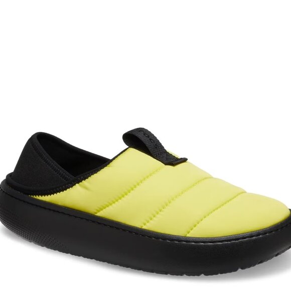 NWOT Crocs Classic Puff Moc Slip-On Yellow W/10 M/8 - Picture 2 of 6